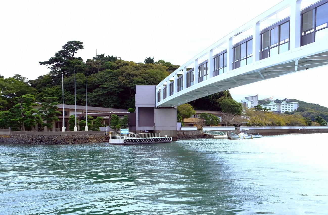 ミキモト真珠島」帝国汽船と鳥羽町の買収劇の末に誕生した“真珠王”の島