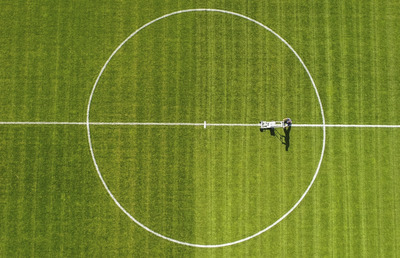 日本サッカーの成長戦略：ビジネス視点から見る未来の可能性