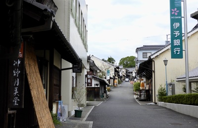 【いよぎんHD】「愛媛統一」では終わらない？地銀再編の未来予想図は