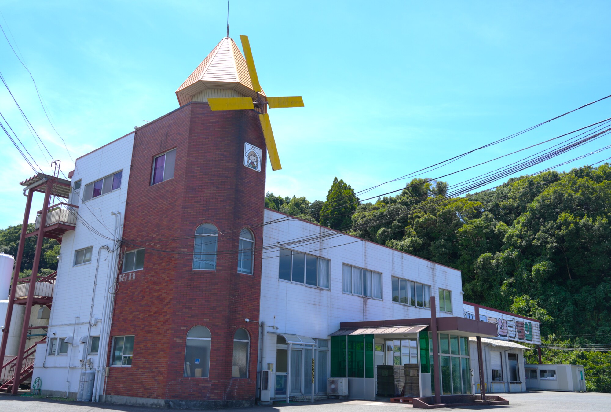 佐賀県小城市にある竹下製菓株式会社