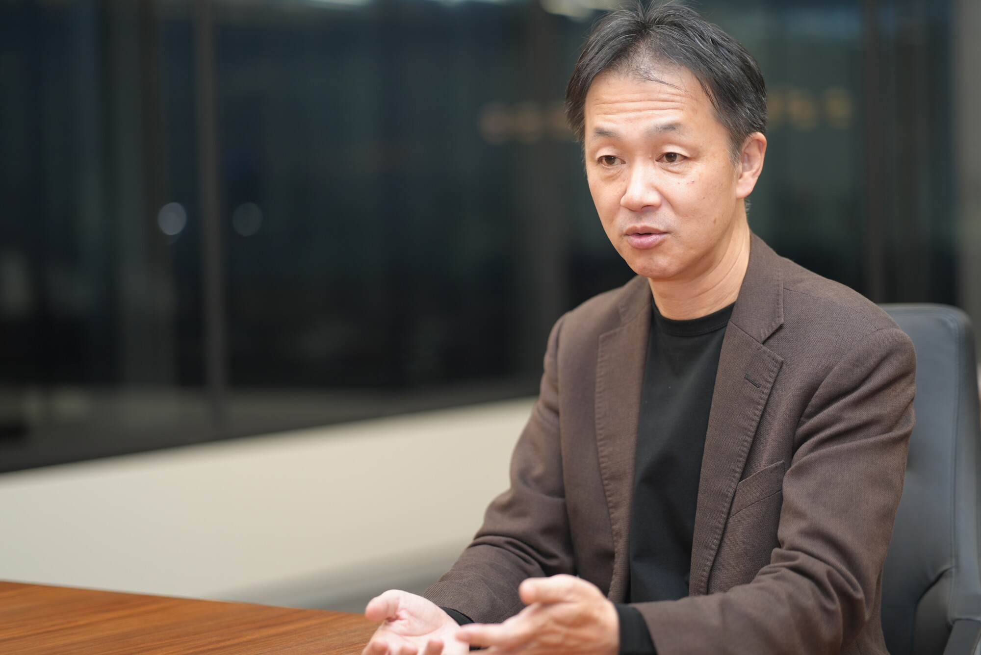 上場は「成長の通過点」と強調する荒井社長