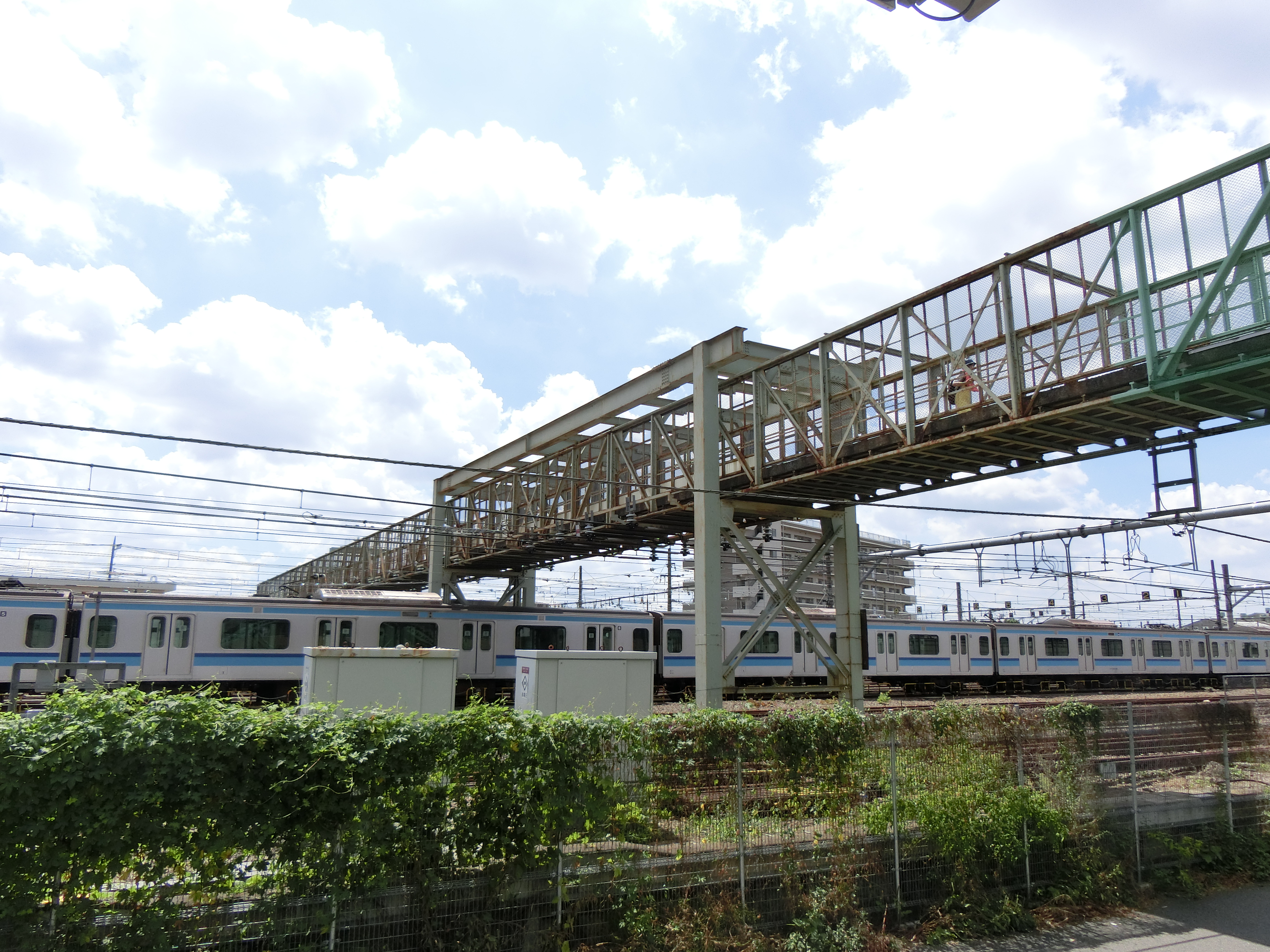 三鷹の陸橋